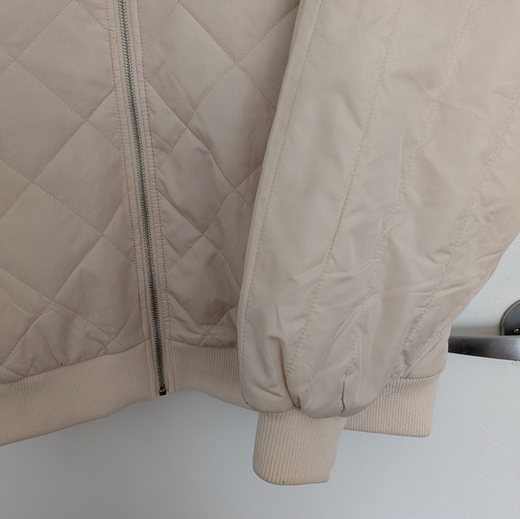 Cream Quilted Jacket - Picture 6 of 11